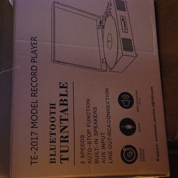 TE 2017 Model Record Player Bluetooth Turntable 3 speed built in speakers New… - Picture 2 of 7